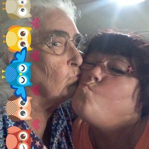 Meet your Posher, Debbie